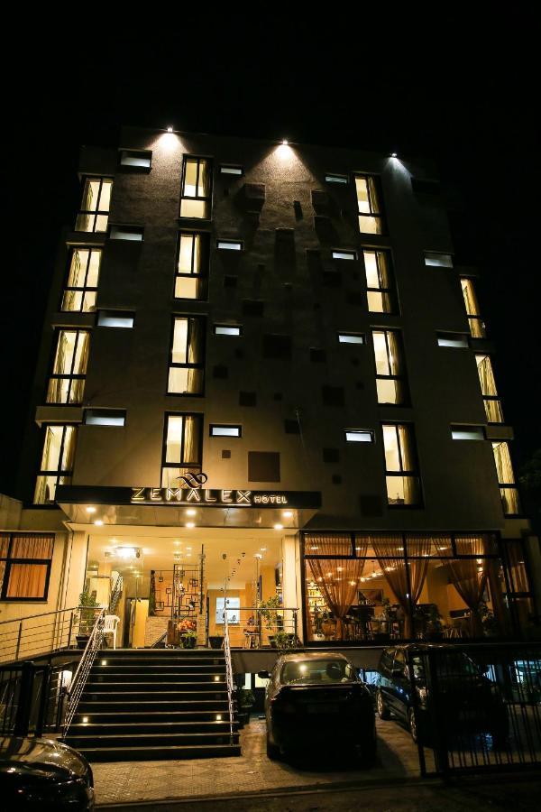 Zemalex Hotel Adís Abeba Exterior foto